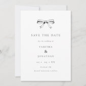 Einfache Coquette Bow Black & White Foto Hochzeit Save The Date (Vorderseite)