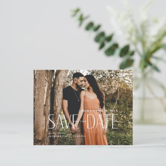 Einfache Couple-FotoCollage Save the Date Ankündigungspostkarte (Stehend Vorderseite)