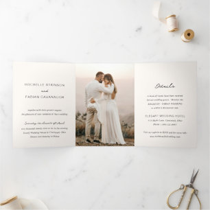 Einfache Creme-Foto Elegante Hochzeit Dreifach Gefaltete Einladung