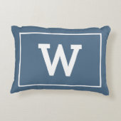 Einfache Dusty Blue Initial Monogram Dekokissen (Rückseite)
