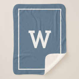 Einfache Dusty Blue Initial Monogram Sherpadecke