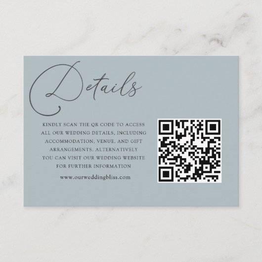 Einfache Dusty Blue QR Code Hochzeitdetails Begleitkarte (Vorderseite)