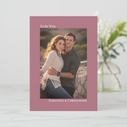 Einfache Dusty Rose oder Mauve Vertical Foto Hochz Einladung (Stehend Vorderseite)