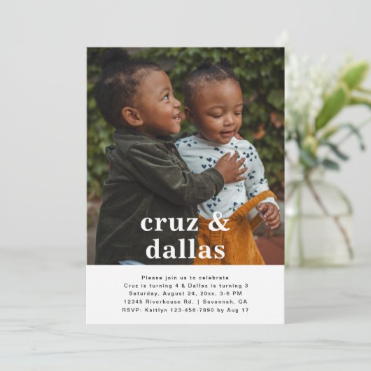 Einfache Einladung zum Geburtstag | FOTO | Twins (Stehend Vorderseite)