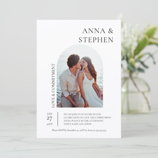 Einfache Elegance Foto Commitment Zeremonie Einladung (Stehend Vorderseite)