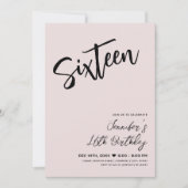 Einfache Elegant Blush Pink Black Sweet 16 Script Einladung (Vorderseite)