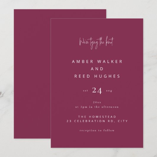 Einfache Elegant Classic Wedding Burgundy Script Einladung (Vorne/Hinten)