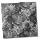 Einfache Elegant Grau Black Fliese<br><div class="desc">Niedliche moderne Minimal Elegant Gray Black Watercolor Keramik Fliesen. Eine weiche,  graue und schwarze Aquarellwand bietet die Leinwand für einen niedlichen und zeitgemäßen Küchenbacksplash oder Badetuch. Gibt ein wenig Marmorflasche oder Alkoholtupfer. Ein wenig Stil und Pizzaz,  ohne über die Spitze zu sein.</div>