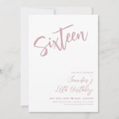 Einfache Elegant White Blush Sweet 16 Script Einladung (Vorderseite)