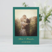 Einfache Elegante Foto Emerald Green Text Wedding Save The Date (Stehend Vorderseite)