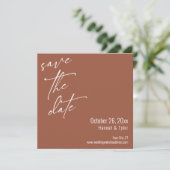 Einfache Elegante Handschrift Script Terracotta Save The Date (Stehend Vorderseite)