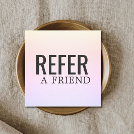 Einfache, elegante, helle Pastellkarte Empfehlungskarte