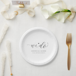 Einfache elegante Hochzeitsschrift Papierplatten Pappteller