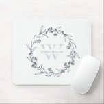 Einfache Elegante Laurel Wreath Monogram Mousepad<br><div class="desc">Wenn Sie weitere Anpassungen benötigen,  schreiben Sie mir bitte an yellowfebstudio@gmail.com.</div>