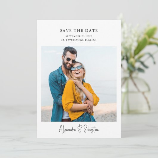 Einfache Elegante Moderne Handschrift 2 Fotos Save The Date (Stehend Vorderseite)