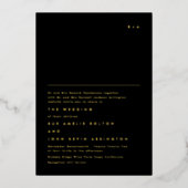 Einfache elegante Monogram Gold Text Wedding on Bl Folieneinladung (Vorderseite)