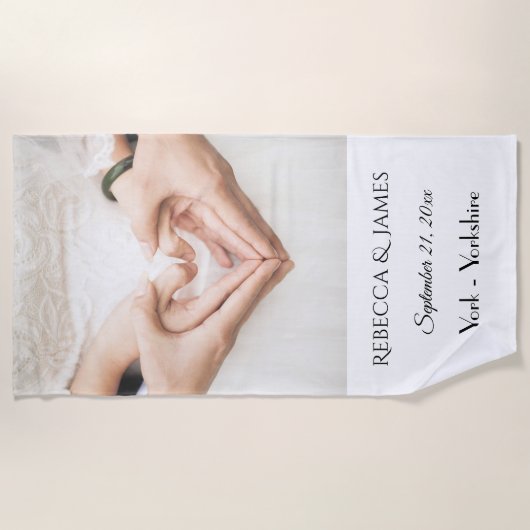 Einfache Elegante Name Hochzeit Flitterwochen Hand Strandtuch (Vorderseite)