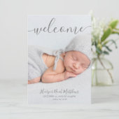Einfache Elegante Neugeborene-Foto-Geburtsankündig Ankündigung (Stehend Vorderseite)