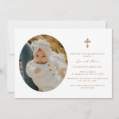 Einfache elegante Oval Gold Cross Baby Foto Taufe Einladung (Vorderseite)