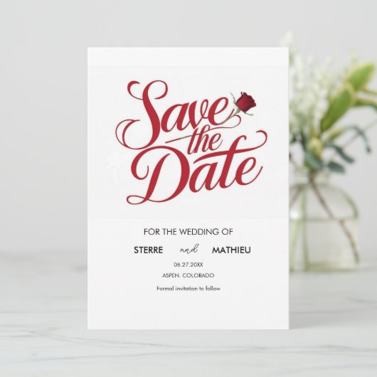 Einfache Elegante Rote Rose Hochzeit Save The Date (Stehend Vorderseite)