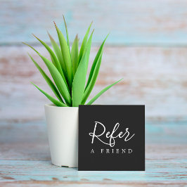 Einfache elegante Schwarz-Weiß-Karte Empfehlungskarte