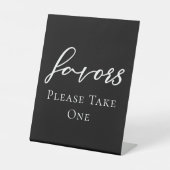 Einfache elegante schwarze Typografie-Gastgeschenk Sockelschild (Vorderseite)