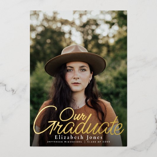 Einfache Elegante Script Abschluss Foto Foil Folieneinladung (Vorderseite)