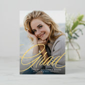 Einfache, elegante Script grad ein Foto Abschluss Folieneinladung (Stehend vorne)