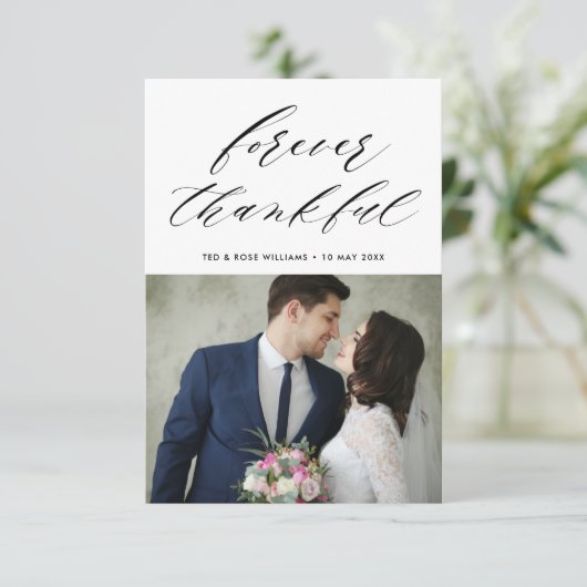 einfache, elegante Skript Hochzeit danke Karte (Stehend Vorderseite)