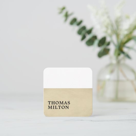 Einfache elegante Textur Beige White Consultant Quadratische Visitenkarte (Stehend Vorderseite)