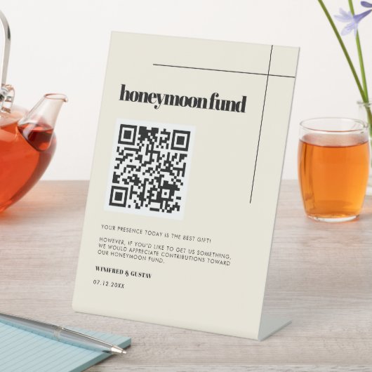 Einfache elegante und schicke Honeymoon-Fonds QR-C Sockelschild (In Situ)