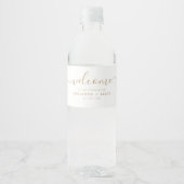 Einfache elegante White and Gold Hochzeitsflasche Wasserflaschenetikett (Vorderseite)