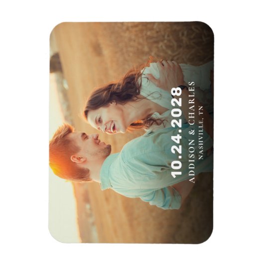 Einfache Foto Typografie Save the Date Hochzeit Magnet (Vertikal)
