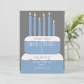 Einfache Geburtstagstorte mit Party Candles Blue Einladung (Stehend Vorderseite)