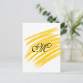 einfache gelbe Aquarelllinien fügen Ihre Monogramm Postkarte (Stehend Vorderseite)