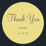 Einfache Gold Moderne Minimalistisch Wedding Class Runder Aufkleber<br><div class="desc">Einfach Gold Elegant Moderner Minimalistischer Wedding Classic Diese eleganten Hochzeitsaufkleber oder Brautparty-Aufkleber sind einfach und minimalistisch,  aber sehr stilvoll dank der modernen handgeschriebenen Schrift,  die danke,  und die saubere Anordnung. Einfach Minimalistische Hochzeitsklassik,  Hochzeit oder Brautparty,  Goldene und schicke,  einfache,  handgeschriebene Schrift-Typografie, danke, modern und minimalistisch, elegant, elegant, minimalistisch, Babydusche</div>