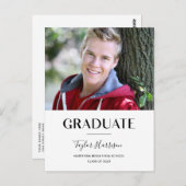 Einfache Graduate Black & White 2023 Abschluss Postkarte (Vorne/Hinten)