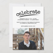 Einfache Graduate Grunge Foto Abschluss Einladung (Vorderseite)