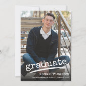 Einfache Graduate Grunge Foto Abschluss Einladung (Rückseite)