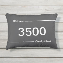 Einfache Graue und weiße Straße - Adressnummer Kissen Für Draußen