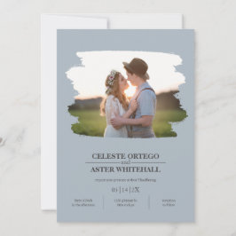 Einfache Handhabung von dunkelblauem Foto für die Einladung