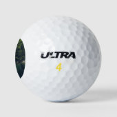 Einfache Hängebrücke über den Fluss Idrijca, Slove Golfball (Logo)
