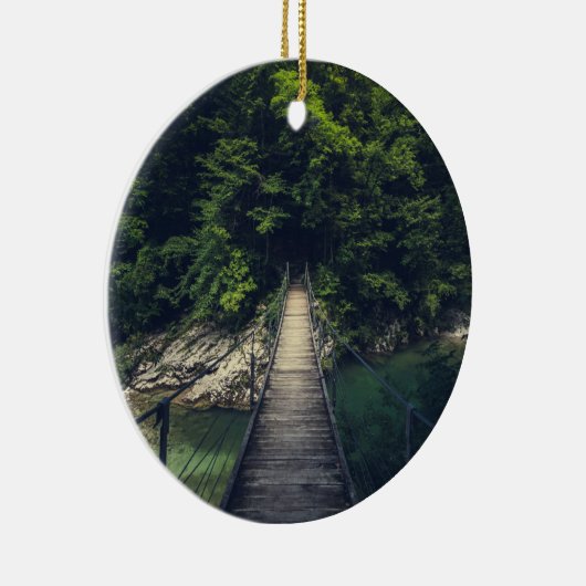 Einfache Hängebrücke über den Fluss Idrijca, Slove Keramik Ornament (Rechts)