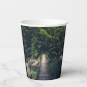 Einfache Hängebrücke über den Fluss Idrijca, Slove Pappbecher (Rückseite)