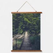 Einfache Hängebrücke über den Fluss Idrijca, Slove Wandteppich Mit Holzrahmen (Vorderseite)