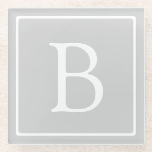 Einfache hellgraue Monogramm Glasuntersetzer