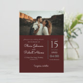 Einfache Hochzeit des Minimalistischen Burgund-Fot Einladung (Stehend Vorderseite)