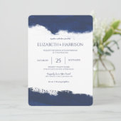Einfache Hochzeit mit blauem Brush Stroke Wasserfa Einladung (Stehend Vorderseite)