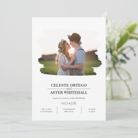 Einfache Hochzeit mit Foto-Brush Border Einladung (Stehend Vorderseite)