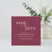 Einfache Hochzeit mit Lila und weißer Typografie Save The Date (Stehend Vorderseite)